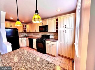 1064 Stratford Rd, Glenolden, PA 19036