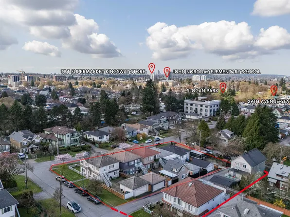 4598 Moss St, Vancouver, BC V5R 3T1