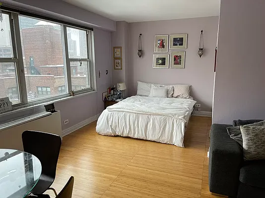 Rented by New York City Moves Team LLC | media 29