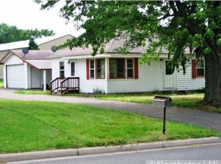 138 W State St, Dresser, WI 54009