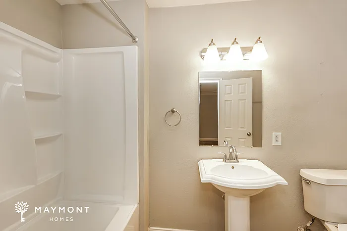 3556 Wosley Dr — Photo 13