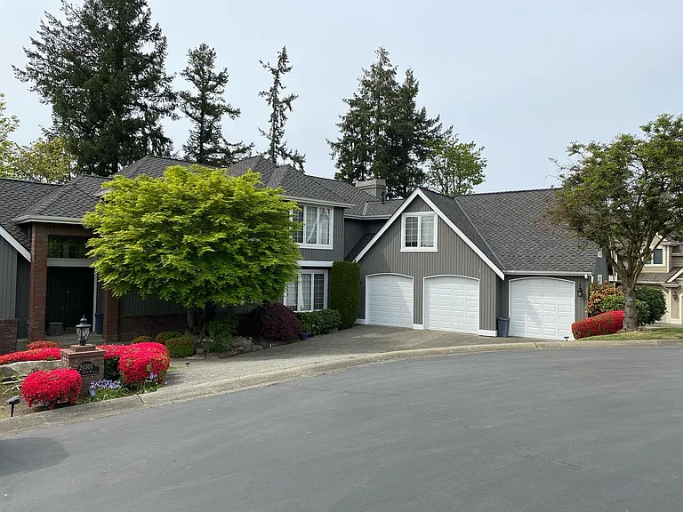 20307 NE 15th Pl — Photo 2