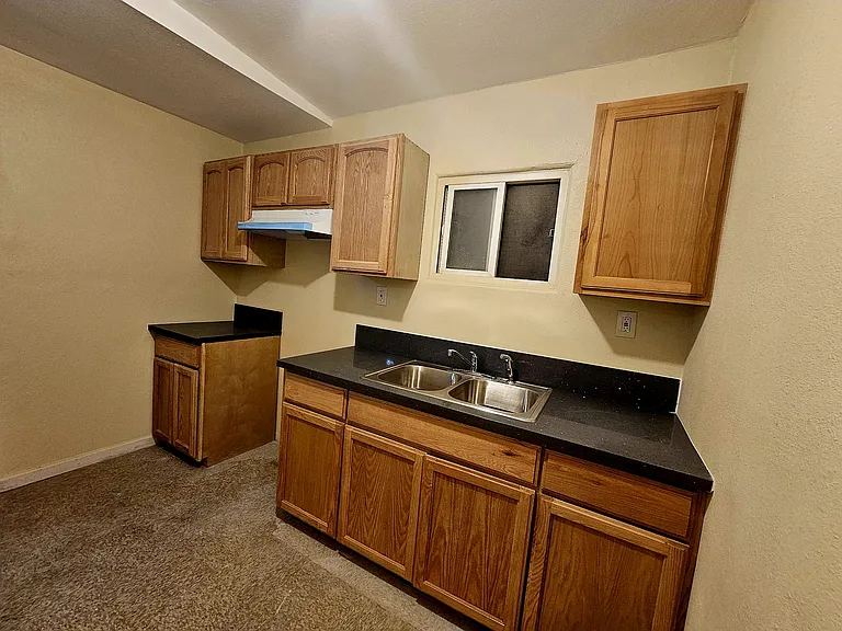 66058 Hacienda Ave — Photo 9