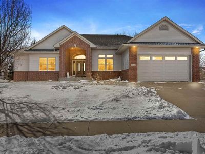 1138 Wild Prairie Dr, Iowa City, IA, 52246