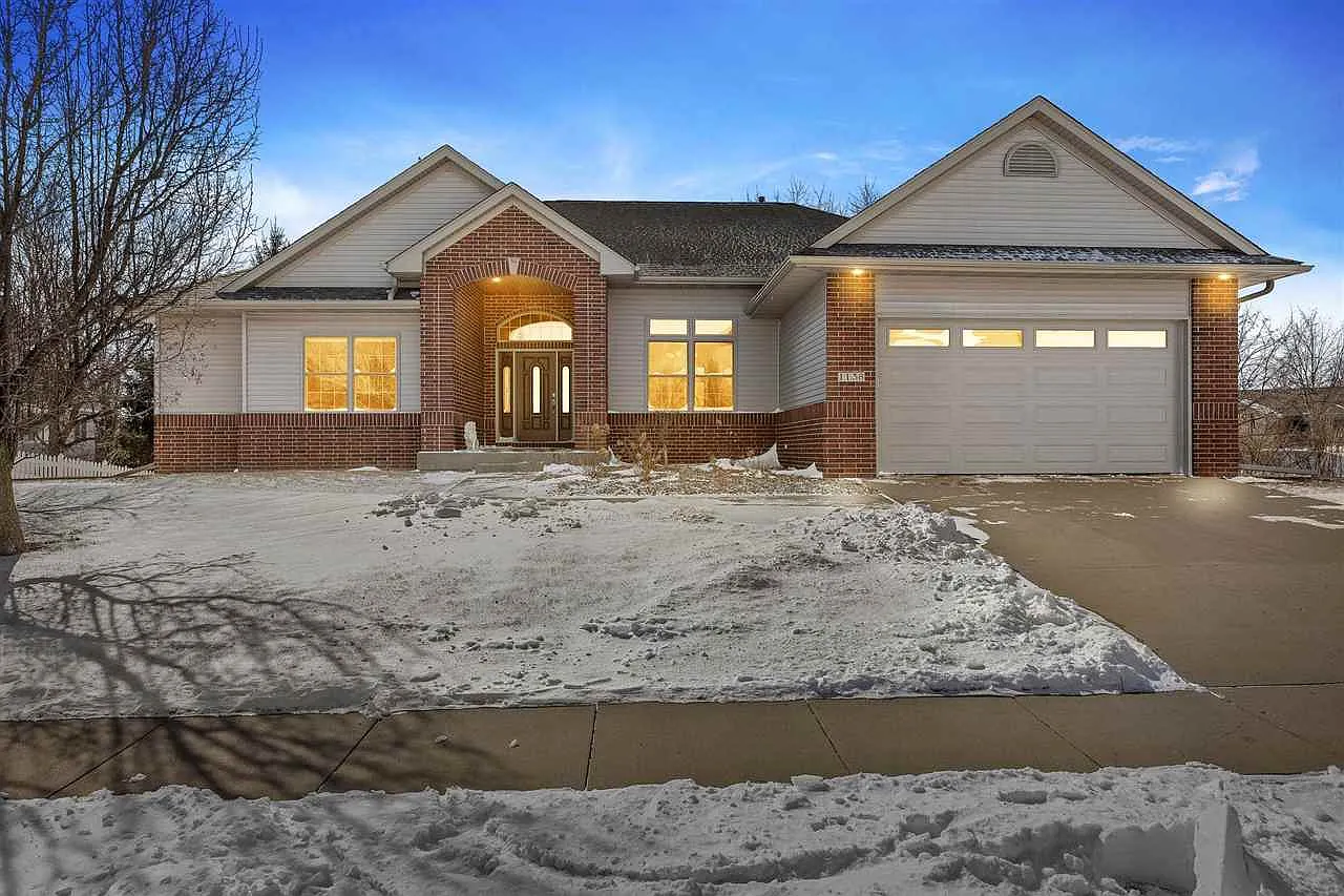 1138 Wild Prairie Dr photo 1