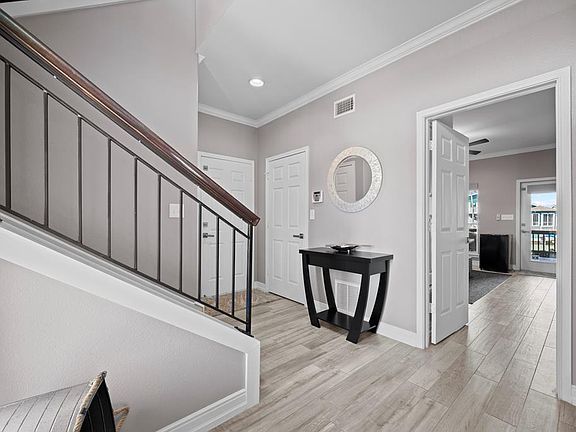 5th image of 306 Square Rigger St