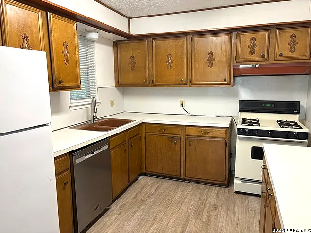 1806 Wrangler Dr — Photo 9