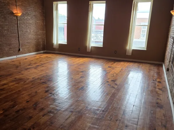 125 E Lake St Floor 2, South Lyon, MI 48178