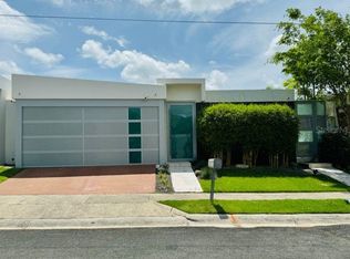 15 Calle Las Mews, Guaynabo, PR 00969