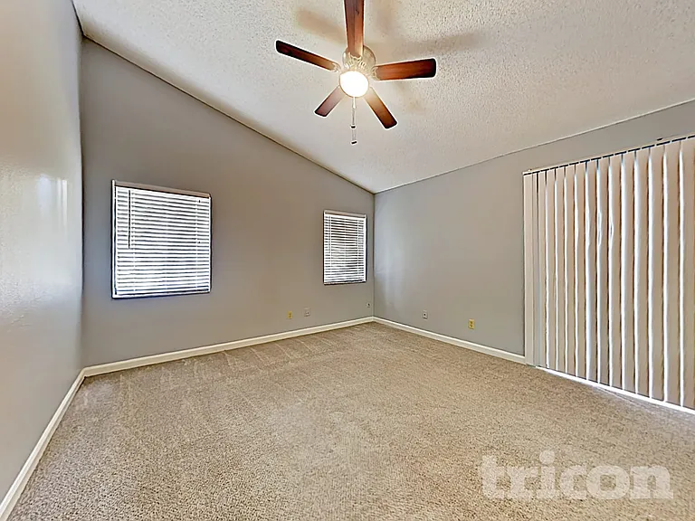 1805 Hitching Post Pl — Photo 28