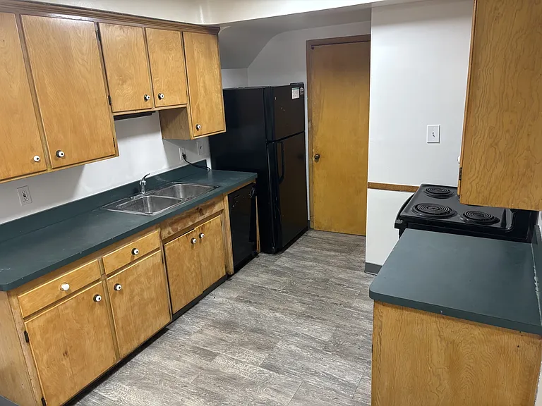 2392 Warrensville Center Rd #A — Photo 4