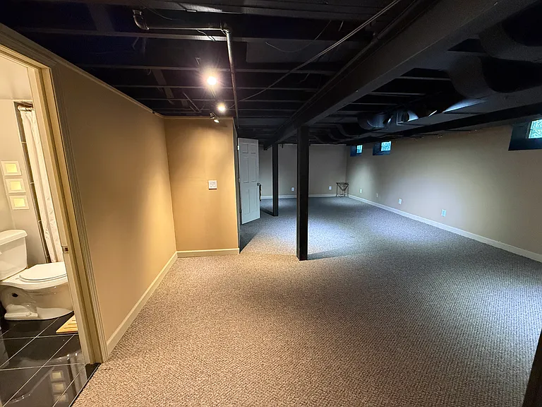 907 Marywood Dr — Photo 24