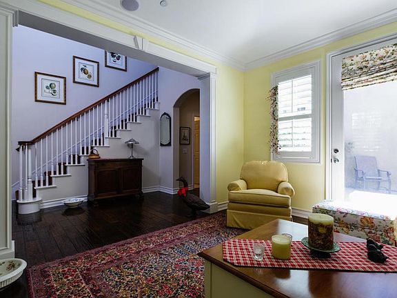 5th image of 643 Chesapeake Pl