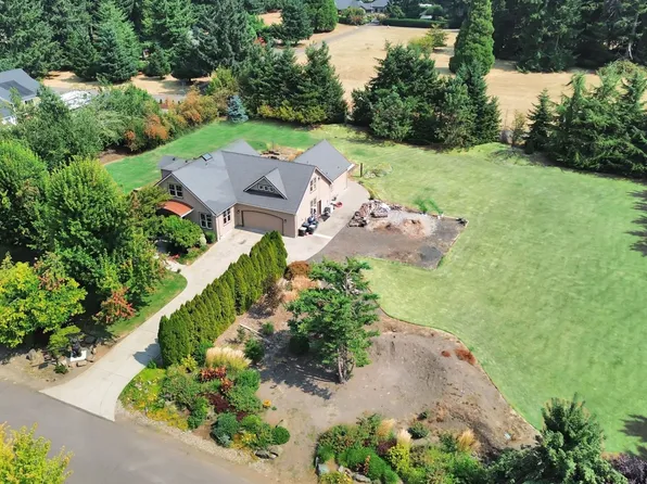 84545 Drew Ln, Pleasant Hill, OR 97455