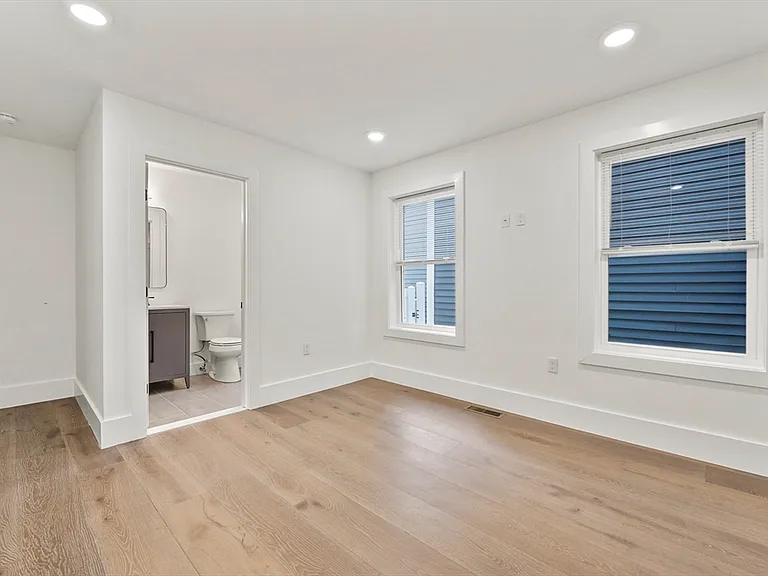 17 Wellington Ave #1 — Photo 12