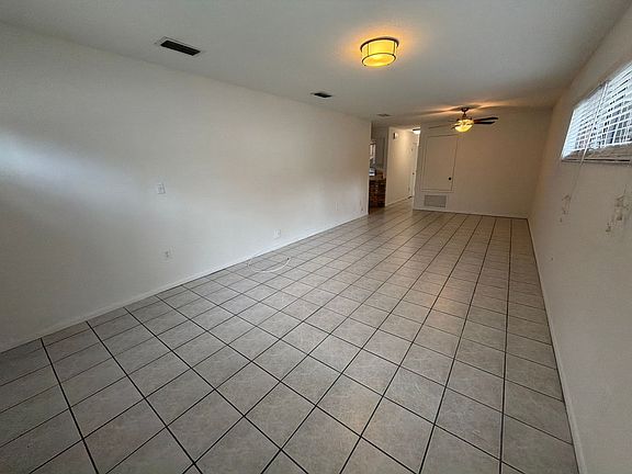 3rd image of 3005 E Jefferson St