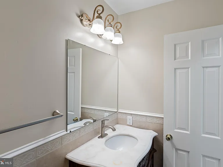 17004 Cashell Rd — Photo 20