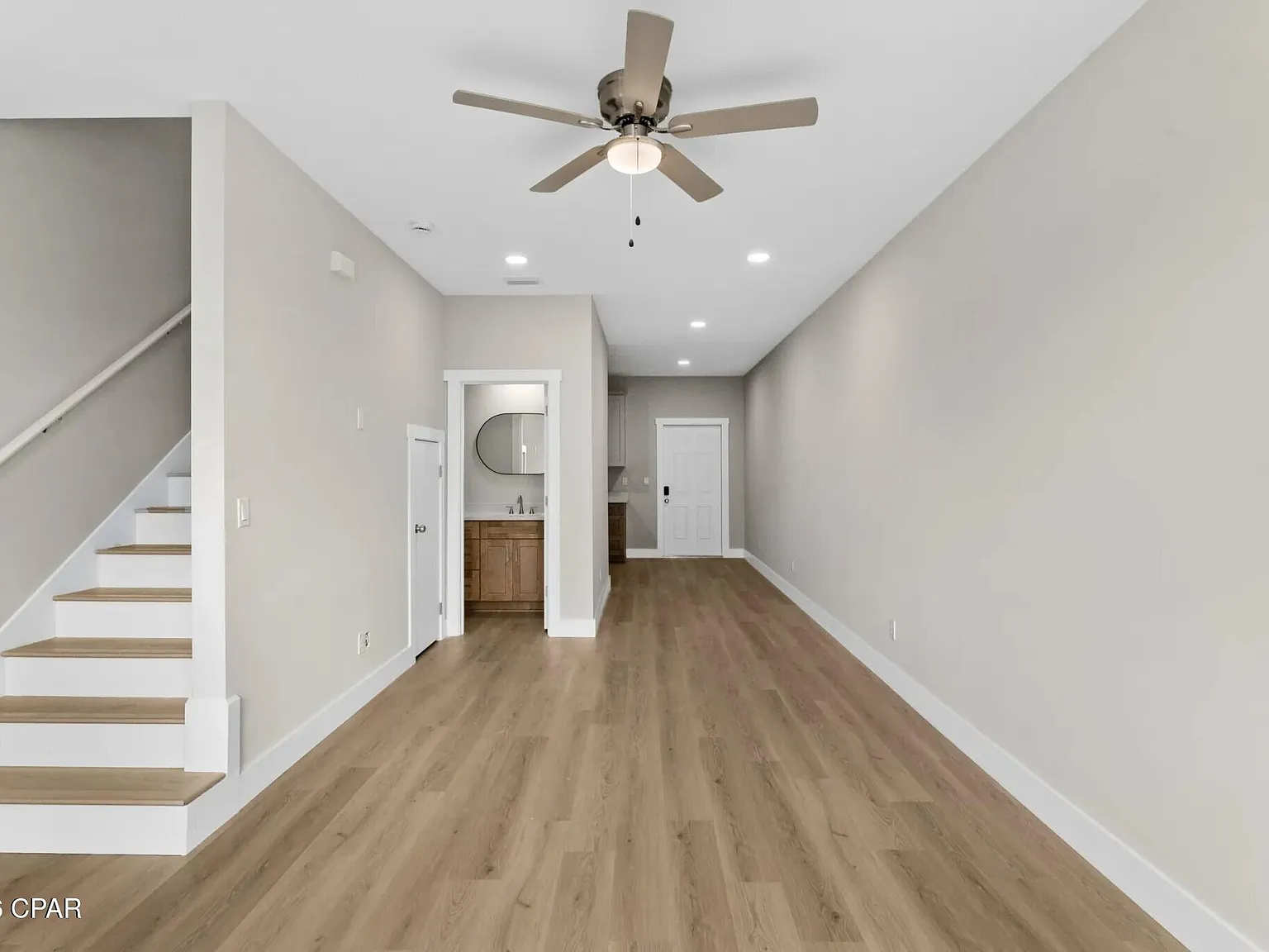 2 bed, 2.5 bath, 1007 sqft, $1,850 — Photo 2