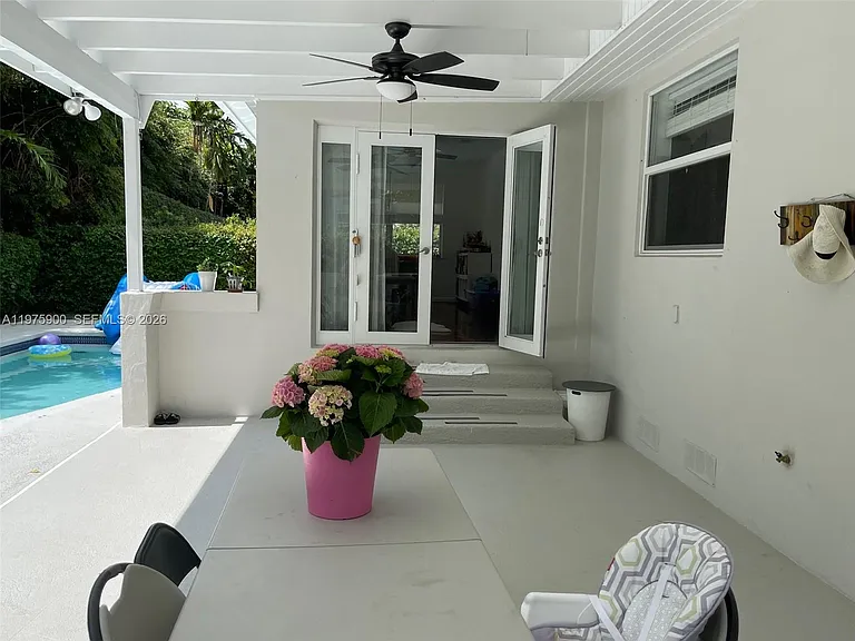 1420 Baracoa Ave — Photo 21
