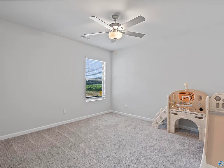 27758 Whitechapel Dr — Photo 13