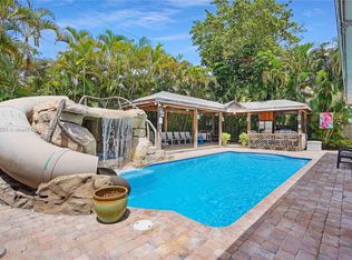 948 Pine Ridge Dr, Fort Lauderdale, FL 33317