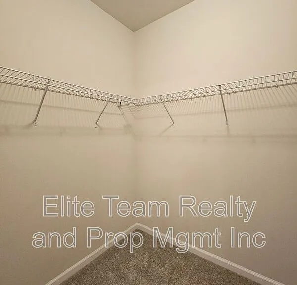 3108 Cheyney Park Dr — Photo 20