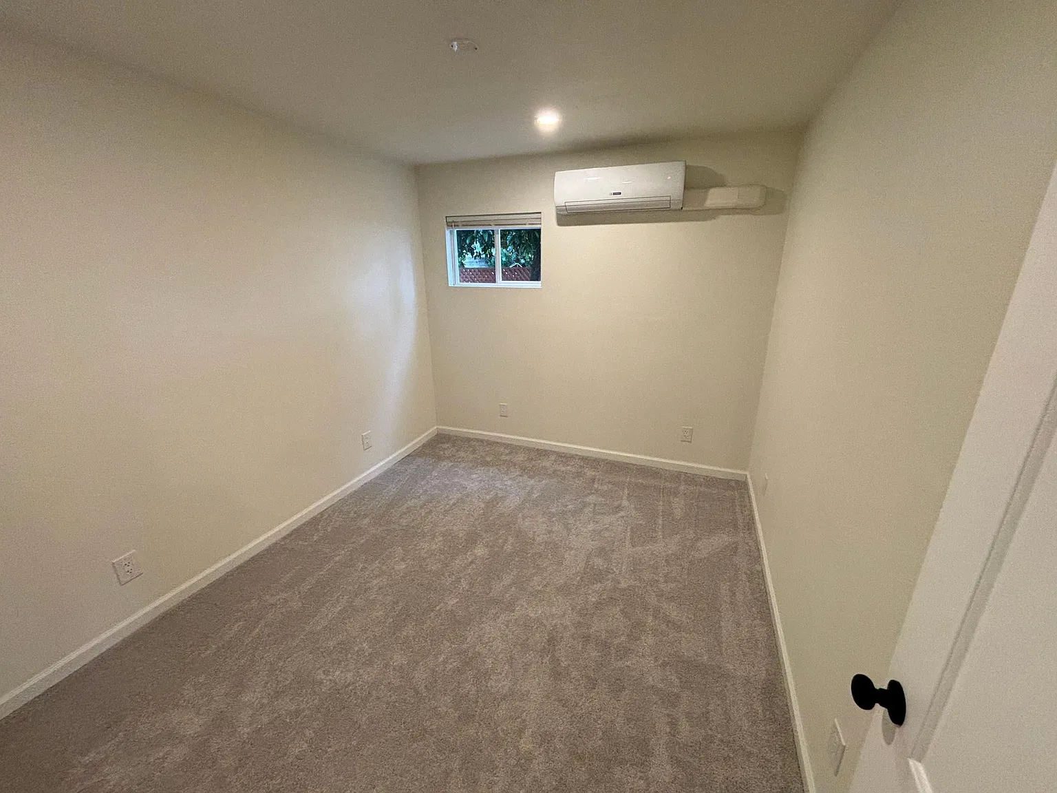 2 bed, 750 sqft, $2,850 — Photo 4