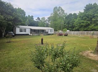 8250 Punjob Rd, Milton, FL 32583