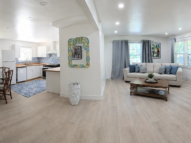 Open concept livingroom Kitchen adds warmth for family gatherings !