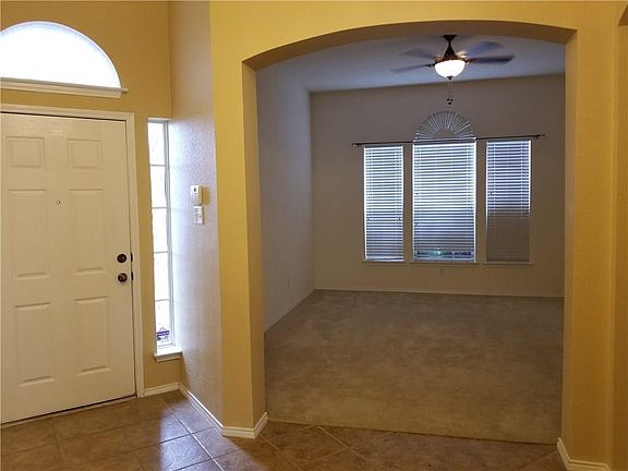 3rd image of 13625 Koen Ln