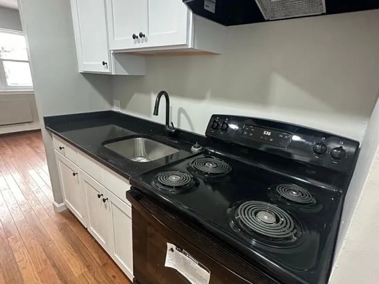402 Olive St #27 — Photo 5