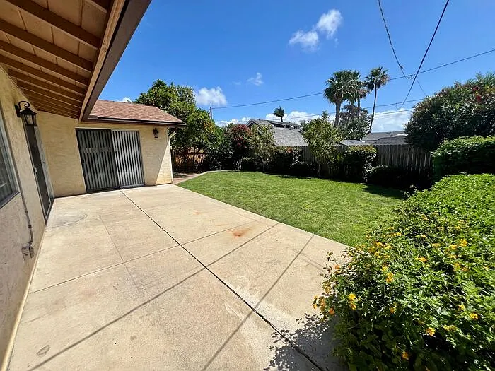 2163 Missouri St — Photo 25