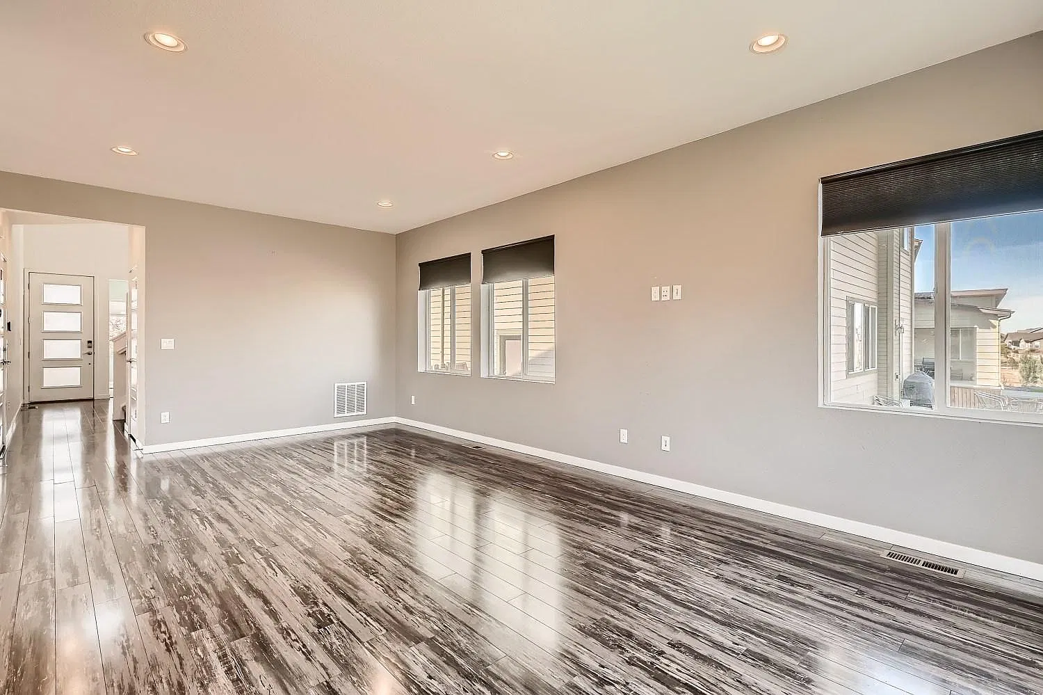 3 bed, 2898 sqft, $2,850 — Photo 4