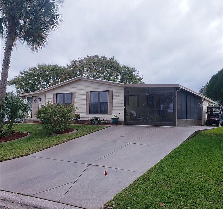 1st image of 1717 Palm Aire Dr