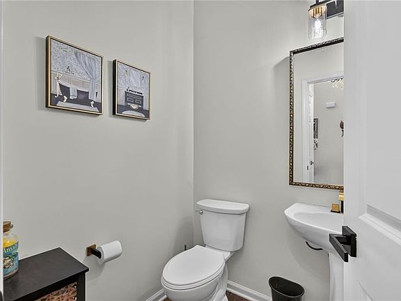 5th image of 4760 Green Summers Dr