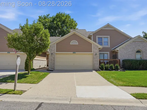 9360 Eastwind Dr #13, Livonia, MI 48150