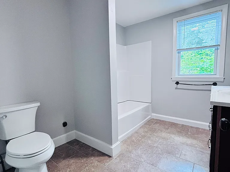 6 Howard Ave #1 — Photo 8