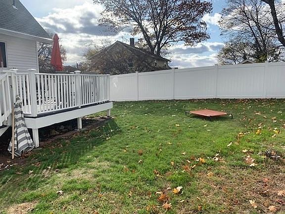 2nd image of 16 Richmond St