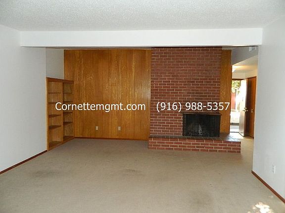 3rd image of 108 Estates Dr APT A