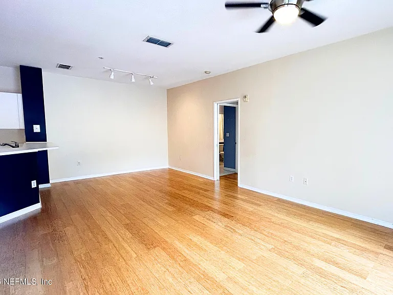 610 Fairway Dr #207 — Photo 25