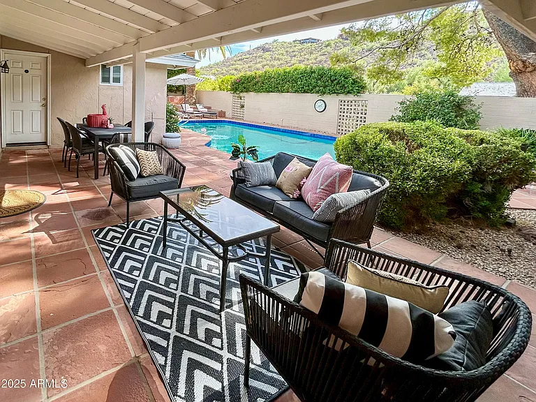 14425 N Coral Gables Dr — Photo 50