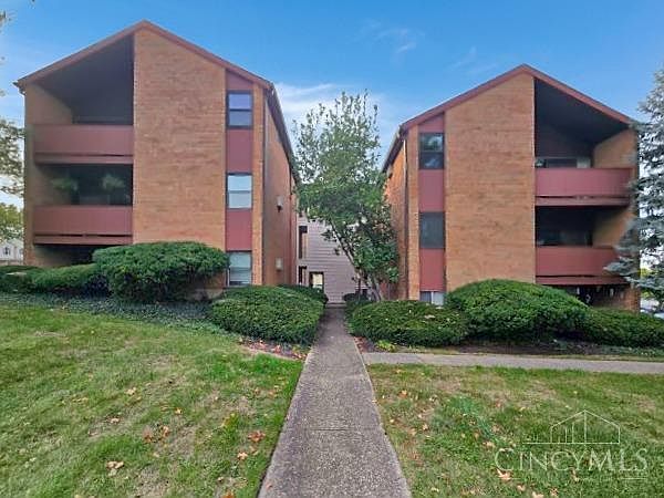 1st image of 4901 Chalet Dr Unit 309