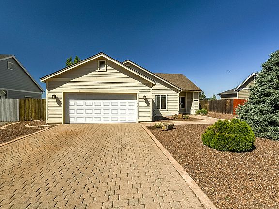 2nd image of 11677 Cove Crest Dr