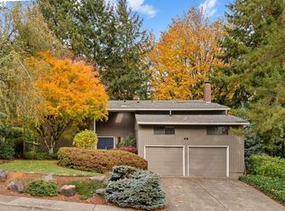1269 Rockinghorse Ln, Lake Oswego, OR 97034