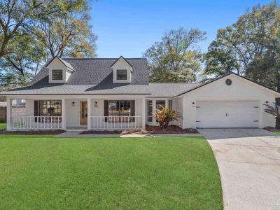 2733 Chickering Rd, Pensacola, FL, 32514