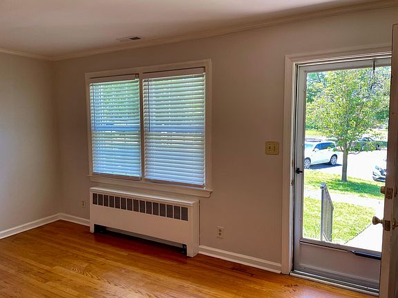 3rd image of 1700 Roslyn Dr Unit 21C