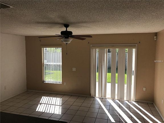 3rd image of 412 Albatross Ct
