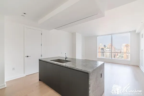 Rented by Maison International | media 19