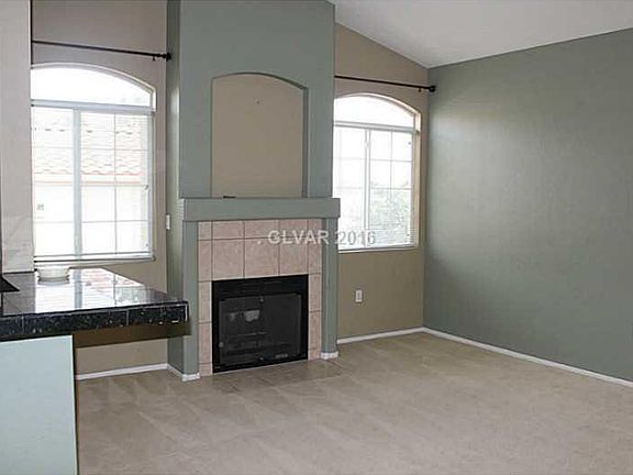4th image of 1830 N Buffalo Dr Unit 2076