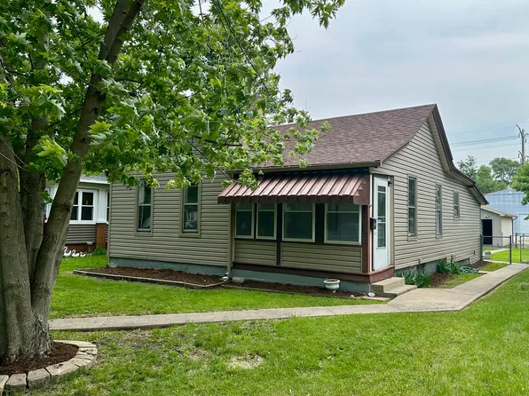 964 S Washington Ave, Kankakee, IL 60901